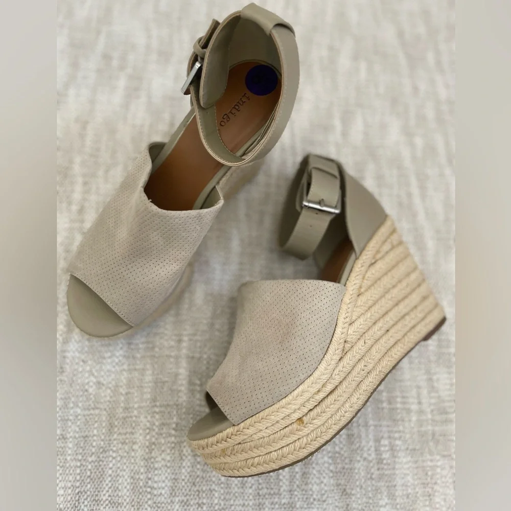 Indigo rd. espadrille wedge platform NWOT